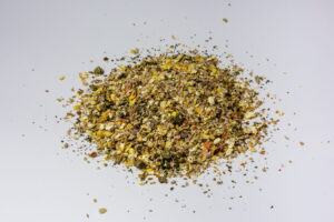 NIOSKA NATURALNA Z LUCERNĄ I POKRZYWĄ 10KG dla kur i drobiu oraz komponowania własnych pasz